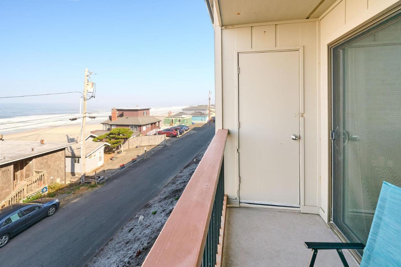 Surftides Plaza Rentals Lincoln City Exterior photo